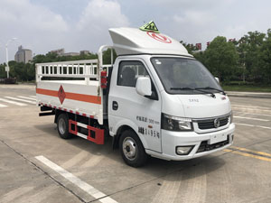 東風途逸氣瓶運輸車1.jpg