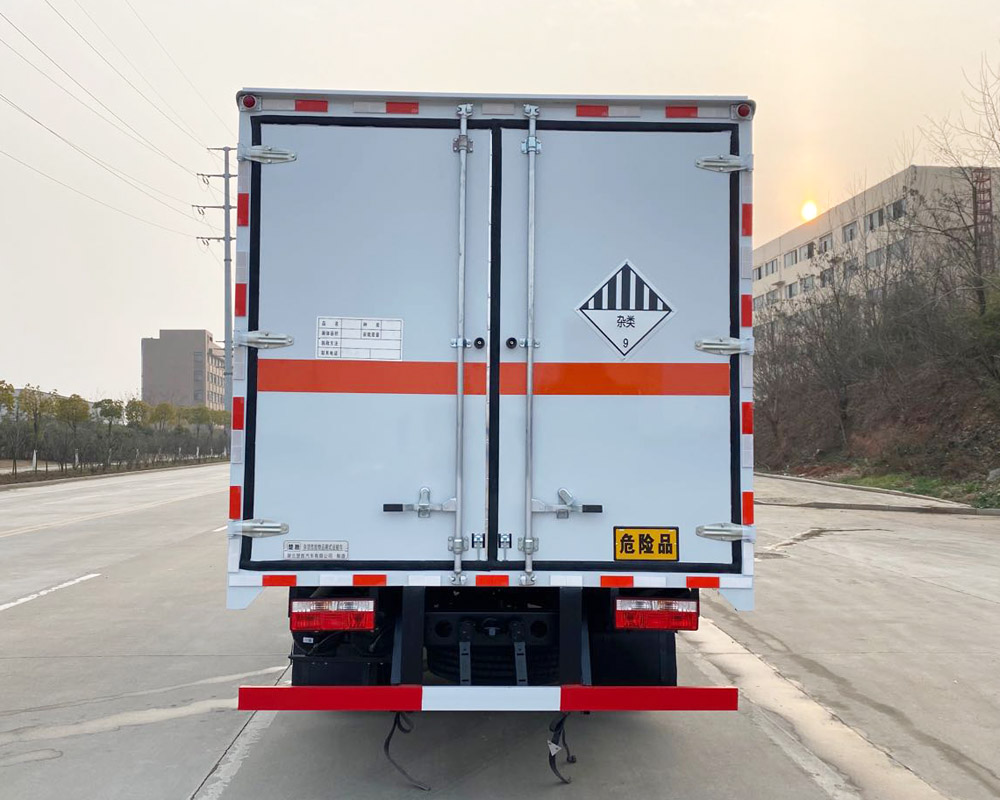 CSC5125XZW6s(xing)ΣU(xin)Ʒʽ\(yn)ݔ܇5.jpg